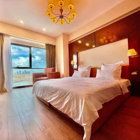 Royal Studio Apartment With A Perfect View - Yamaluxe-2